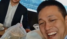 刘强东与李斌一起吃外卖，称京东搞外卖是认真的